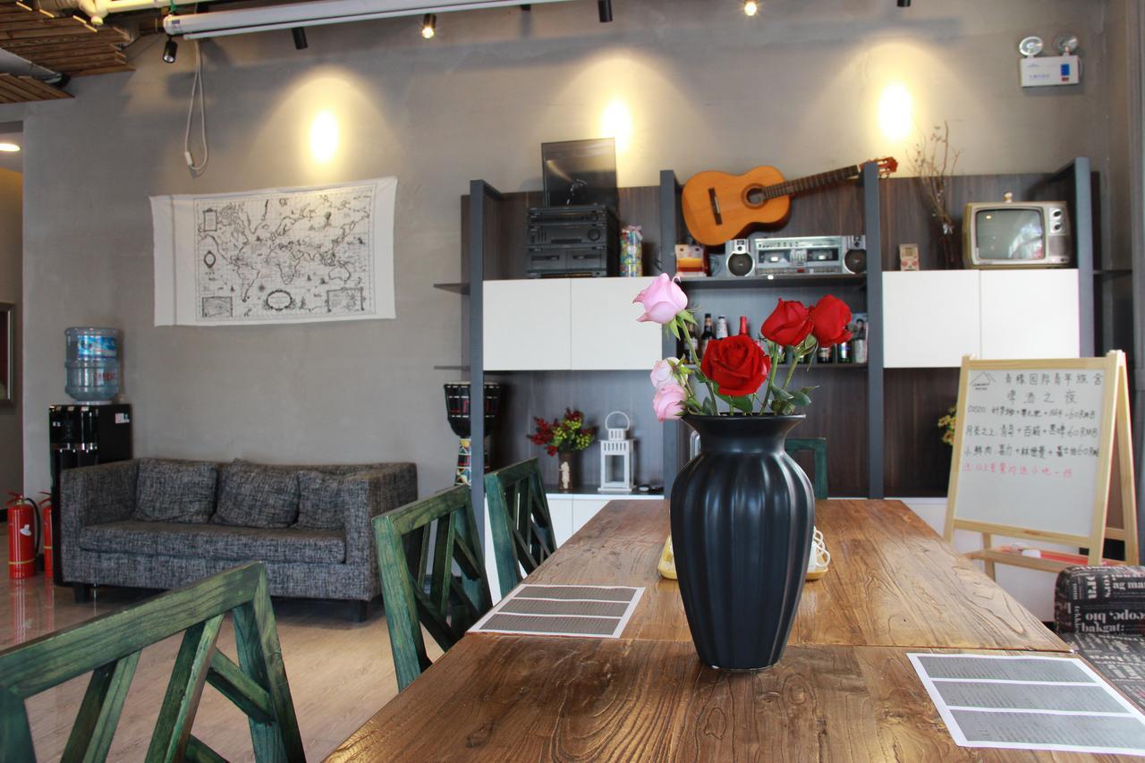Lemongo Youth Hostel ฮูฮอต ภายนอก รูปภาพ