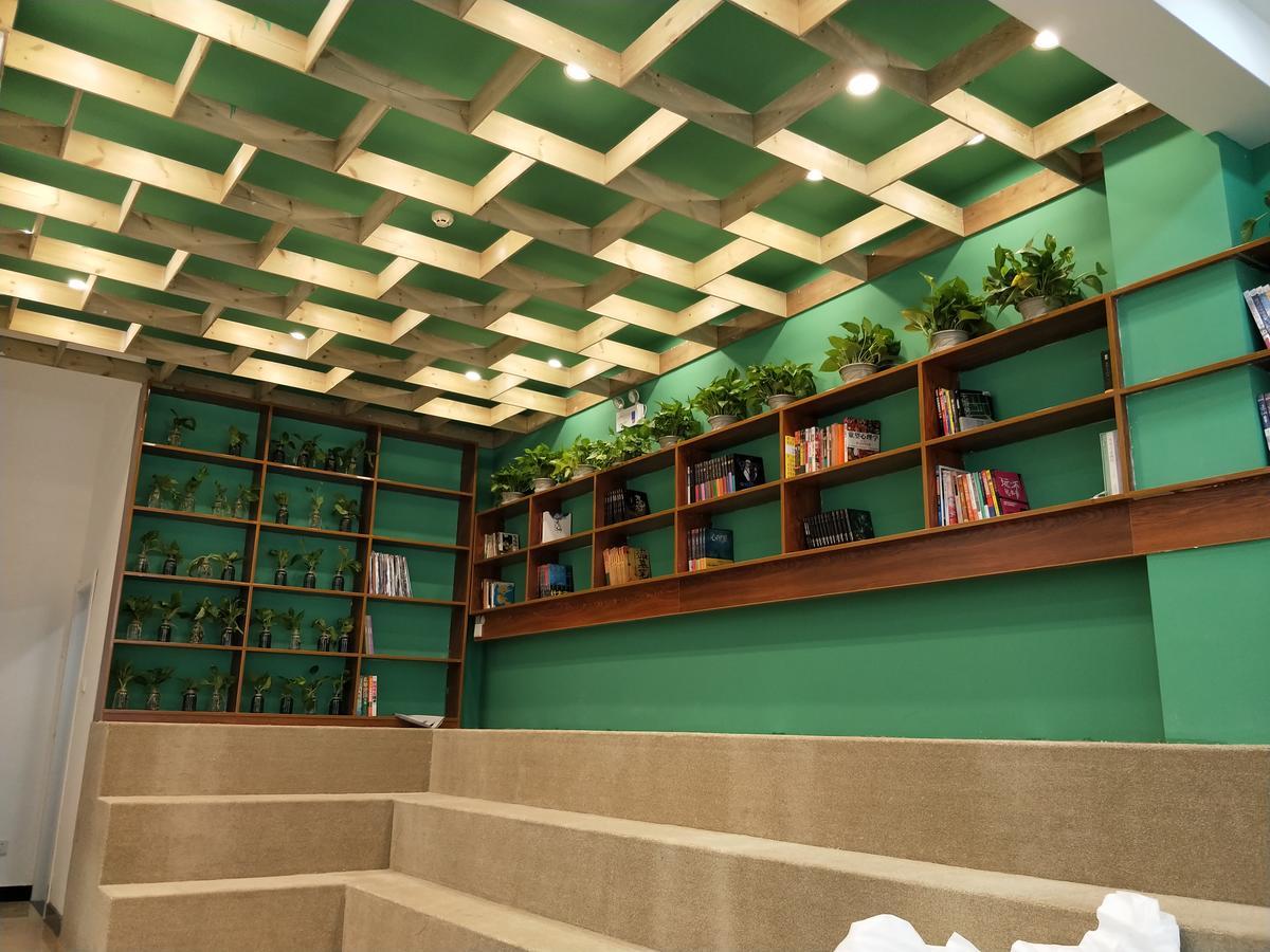 Lemongo Youth Hostel ฮูฮอต ภายนอก รูปภาพ