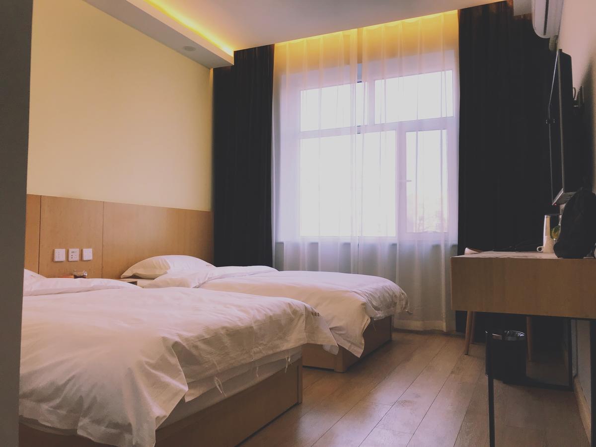 Lemongo Youth Hostel ฮูฮอต ภายนอก รูปภาพ